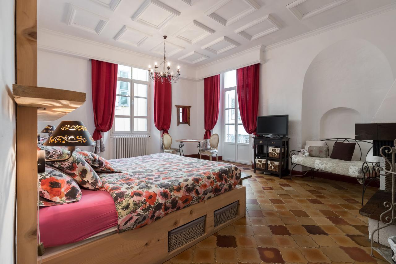 L'oustaria 3 Bedrooms Apartment, Old Town Apartamento Niza